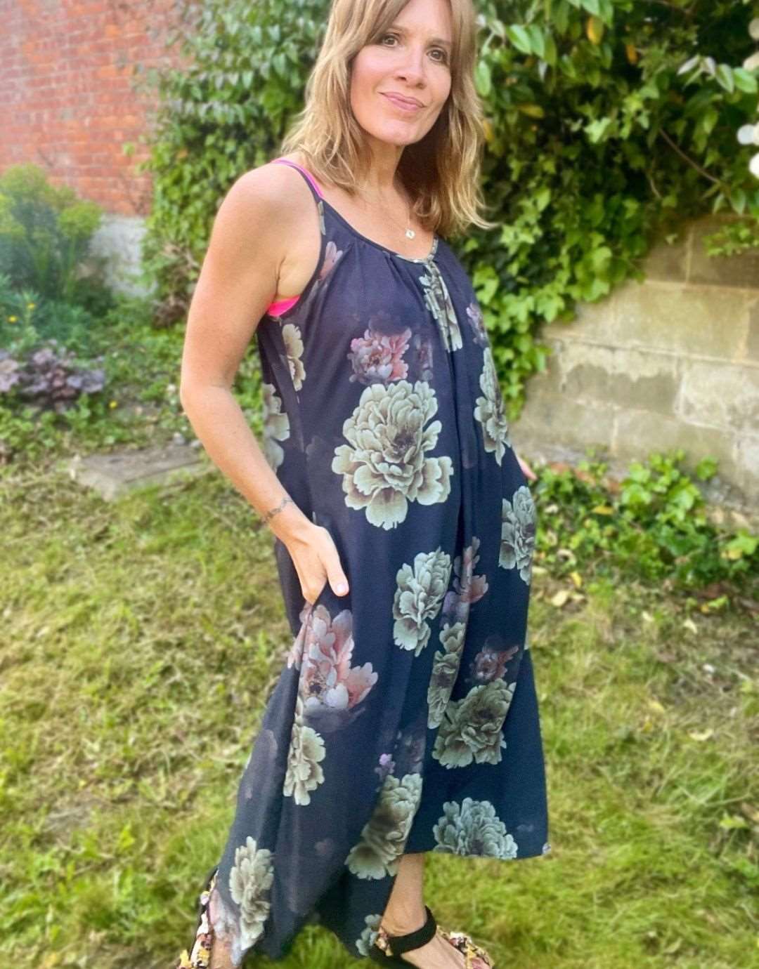 Vikki Scoop Back Dress - Hanova Studio