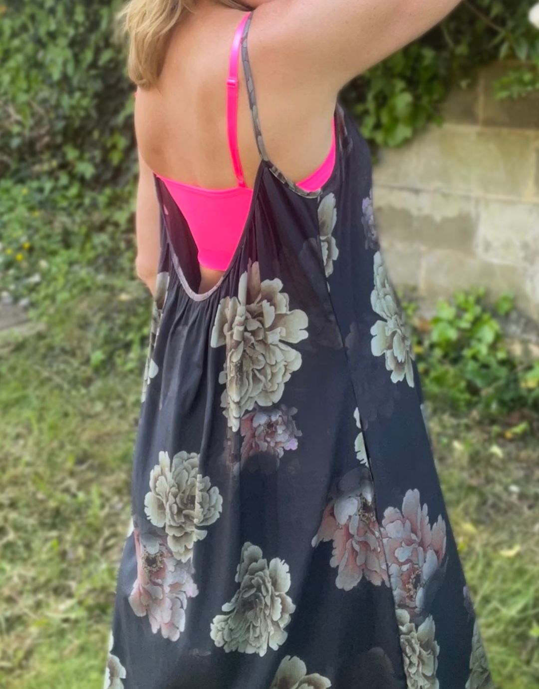 Vikki Scoop Back Dress - Hanova Studio